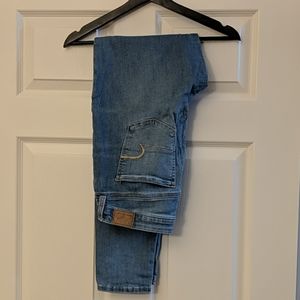 American Eagle Super Hi-Rise Jegging